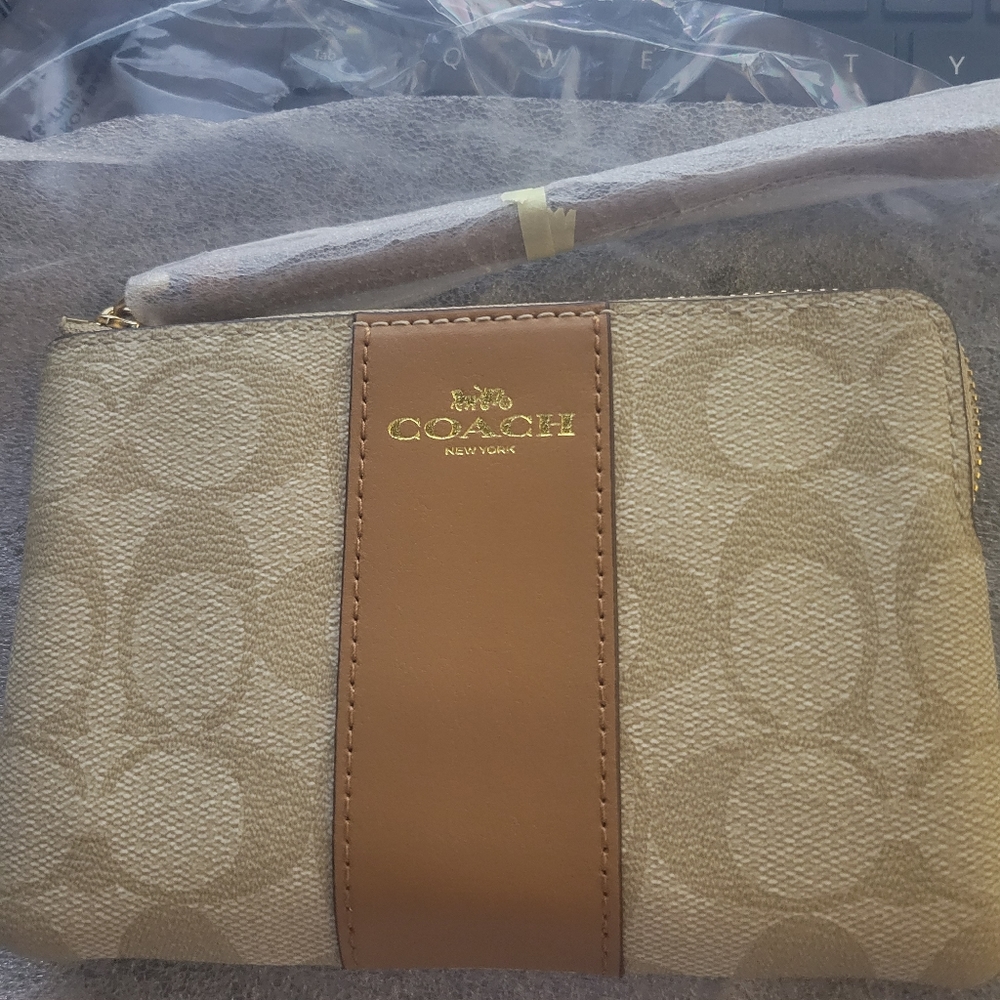 *Sold* Coach Wristlet